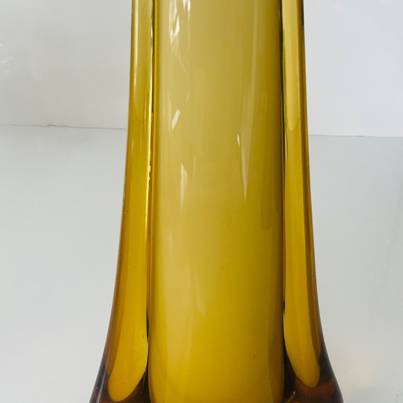 VINTAGE MCM BUTTERSCOTCH STRETCH VASE ITALIAN HANDBLOWN GLASS THICK SWUNG GLASS - Picture 6 of 11